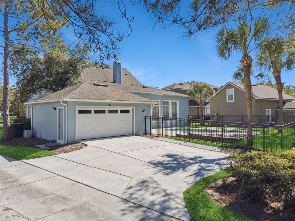 Activo con contrato: $799,900 (5 camas, 3 baños, 3548 Pies cuadrados)