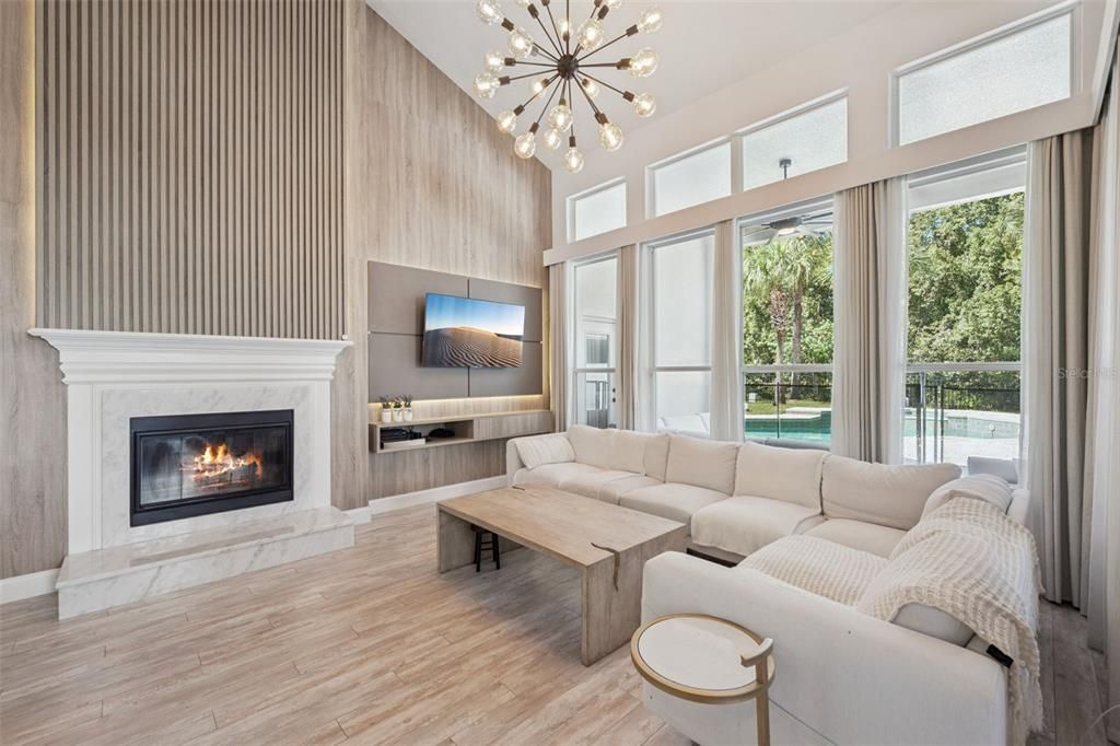 Activo con contrato: $799,900 (5 camas, 3 baños, 3548 Pies cuadrados)