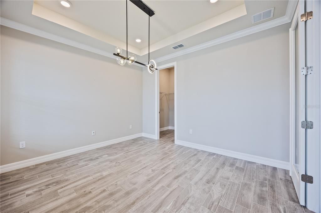 For Rent: $8,000 (7 beds, 3 baths, 4558 Square Feet)