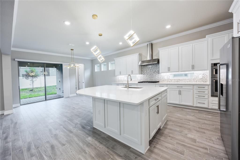 For Rent: $8,000 (7 beds, 3 baths, 4558 Square Feet)