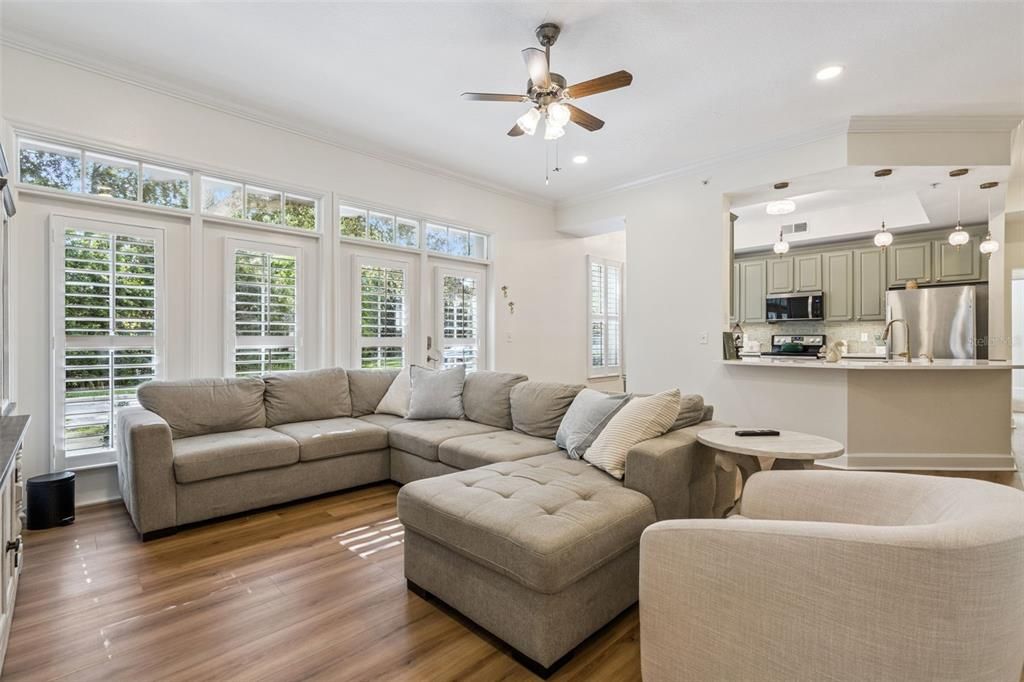 На продажу: $529,000 (3 спален, 2 ванн, 1834 Квадратных фут)