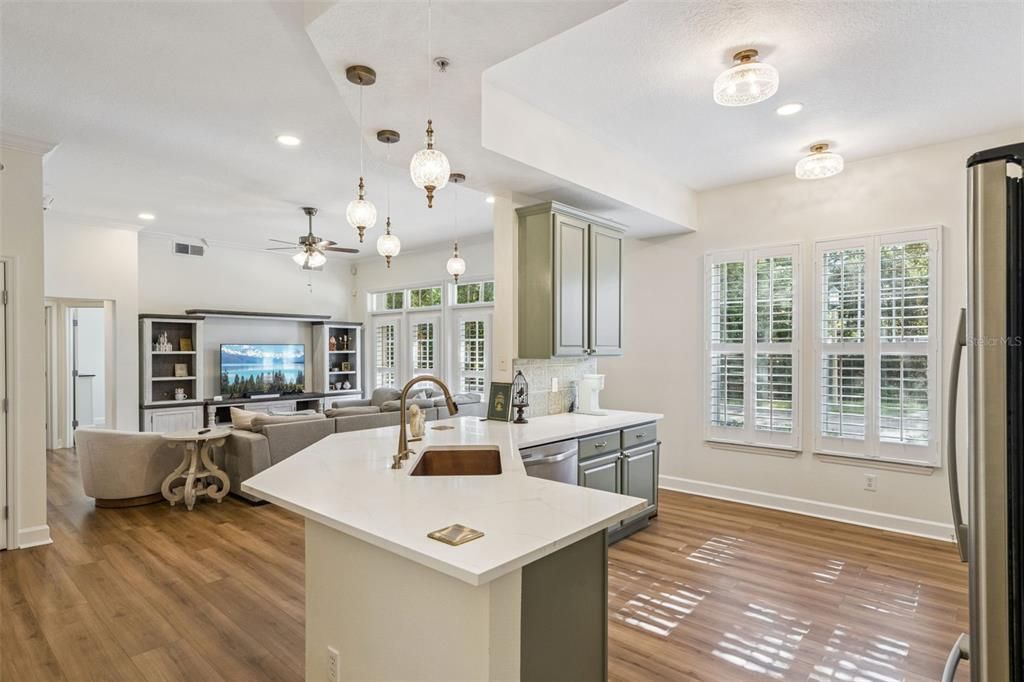 На продажу: $529,000 (3 спален, 2 ванн, 1834 Квадратных фут)