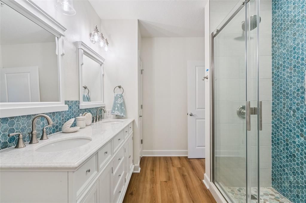 На продажу: $529,000 (3 спален, 2 ванн, 1834 Квадратных фут)