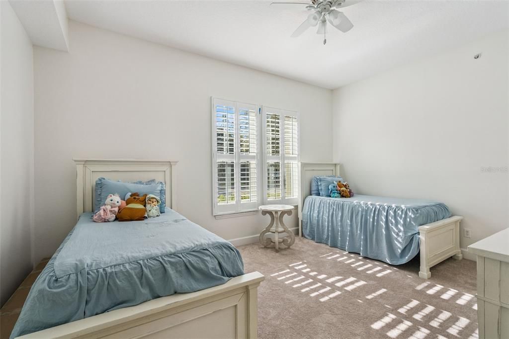 На продажу: $529,000 (3 спален, 2 ванн, 1834 Квадратных фут)