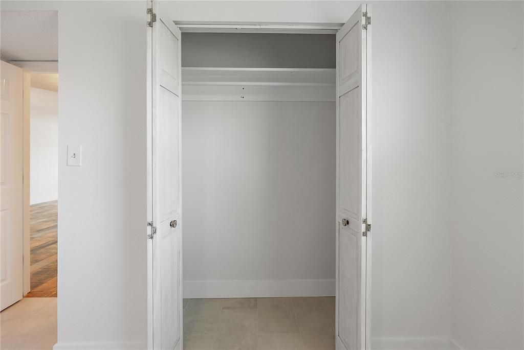 На продажу: $399,000 (2 спален, 2 ванн, 1110 Квадратных фут)