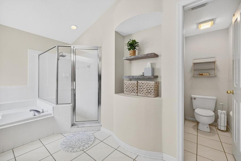 En Venta: $475,000 (4 camas, 2 baños, 2243 Pies cuadrados)