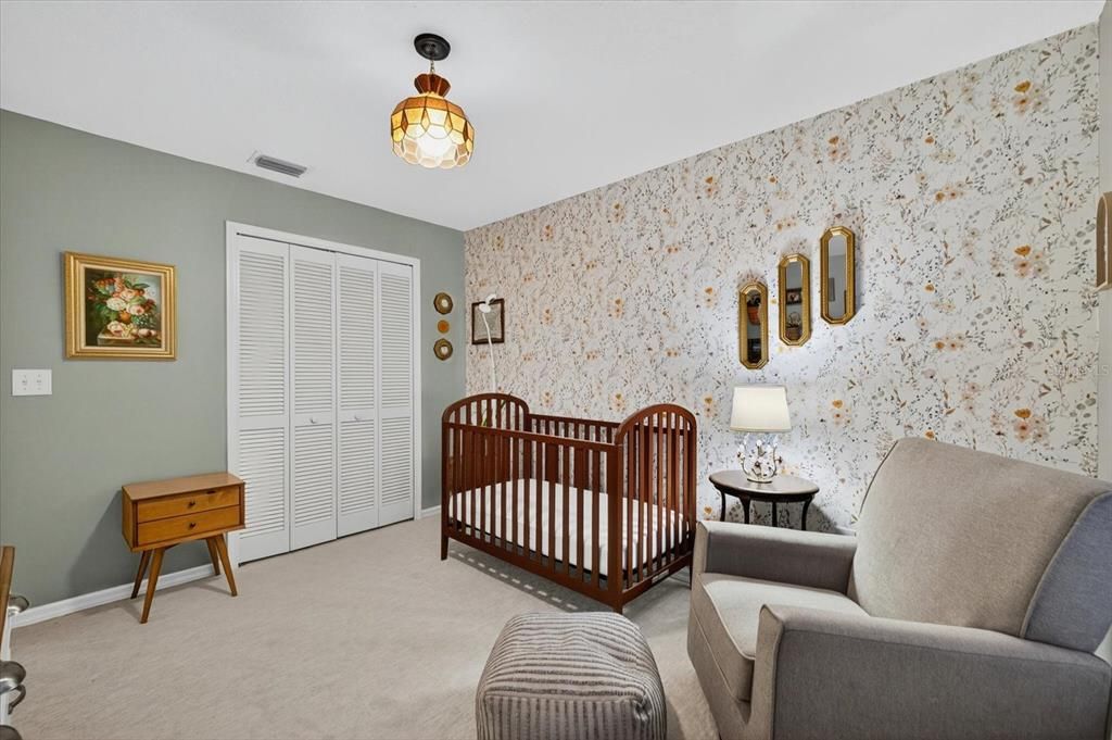 En Venta: $475,000 (4 camas, 2 baños, 2243 Pies cuadrados)