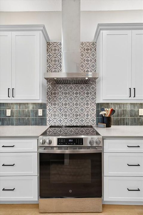 En Venta: $475,000 (4 camas, 2 baños, 2243 Pies cuadrados)