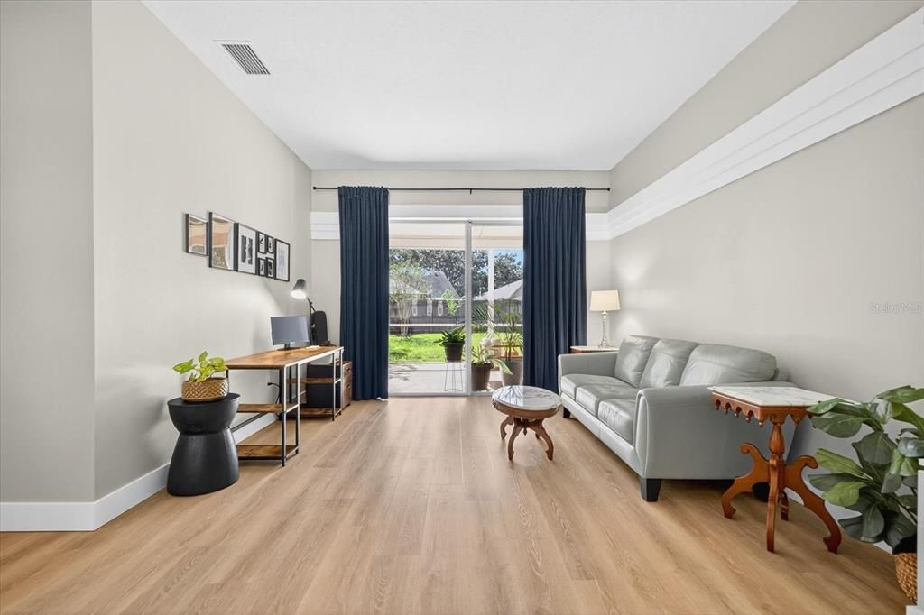 En Venta: $475,000 (4 camas, 2 baños, 2243 Pies cuadrados)