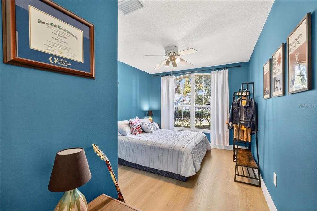 En Venta: $475,000 (4 camas, 2 baños, 2243 Pies cuadrados)