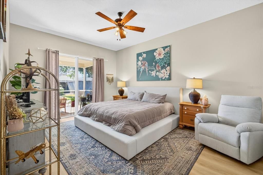 En Venta: $475,000 (4 camas, 2 baños, 2243 Pies cuadrados)