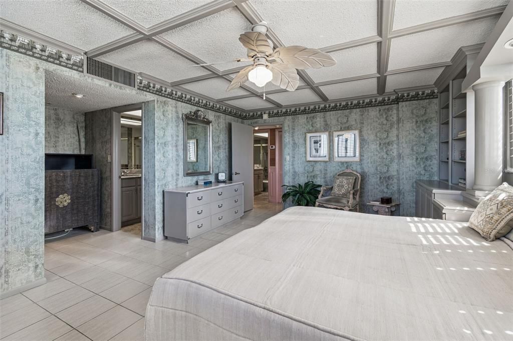 На продажу: $625,000 (2 спален, 2 ванн, 1441 Квадратных фут)