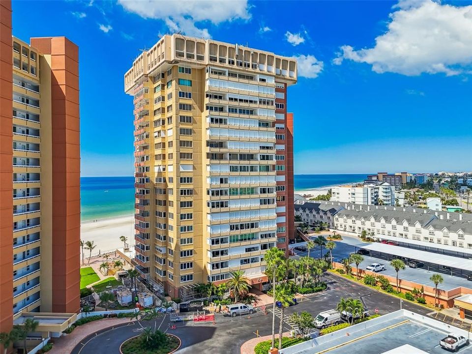 На продажу: $625,000 (2 спален, 2 ванн, 1441 Квадратных фут)