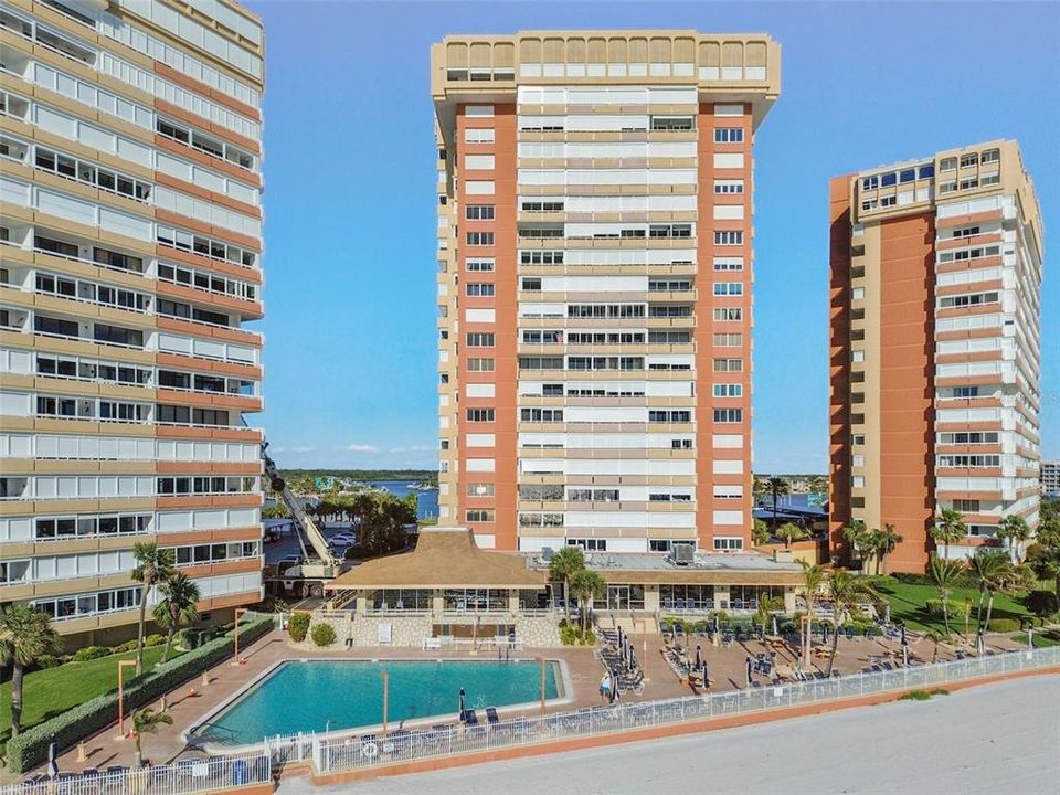 На продажу: $625,000 (2 спален, 2 ванн, 1441 Квадратных фут)