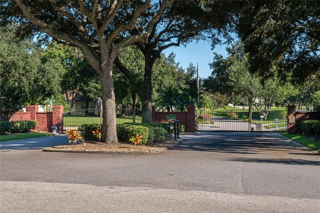 For Sale: $750,000 (4 beds, 2 baths, 2217 Square Feet)