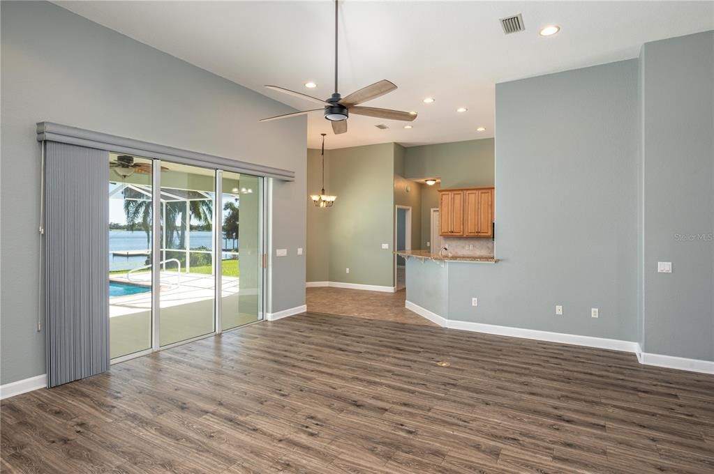 For Sale: $750,000 (4 beds, 2 baths, 2217 Square Feet)