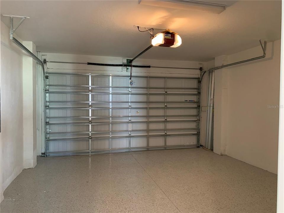 For Sale: $374,900 (3 beds, 2 baths, 1827 Square Feet)