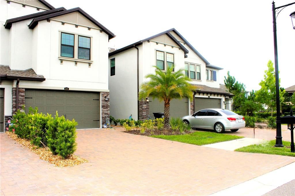 For Sale: $374,900 (3 beds, 2 baths, 1827 Square Feet)