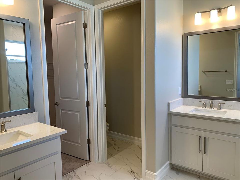 For Sale: $374,900 (3 beds, 2 baths, 1827 Square Feet)