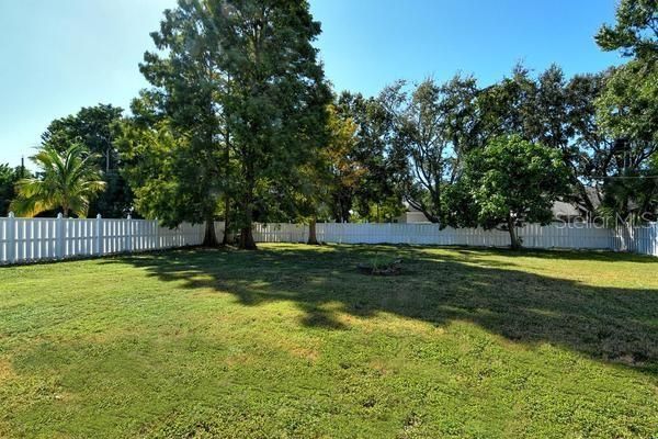 Active With Contract: $419,900 (4 beds, 2 baths, 1632 Square Feet)