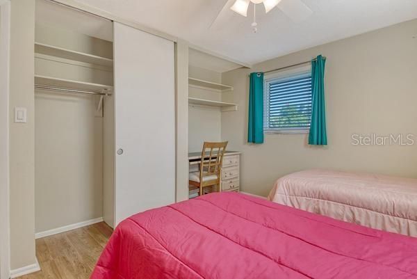 Active With Contract: $419,900 (4 beds, 2 baths, 1632 Square Feet)