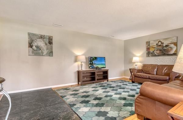 Active With Contract: $419,900 (4 beds, 2 baths, 1632 Square Feet)