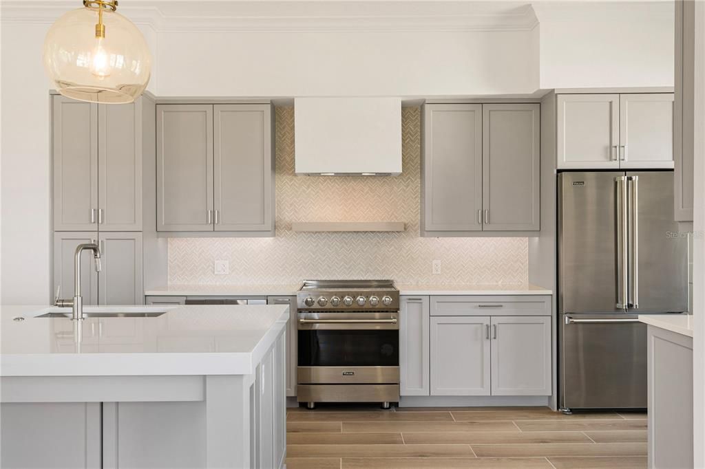 En Venta: $1,175,000 (3 camas, 3 baños, 2200 Pies cuadrados)