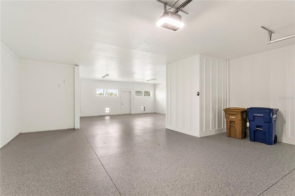 En Venta: $1,175,000 (3 camas, 3 baños, 2200 Pies cuadrados)