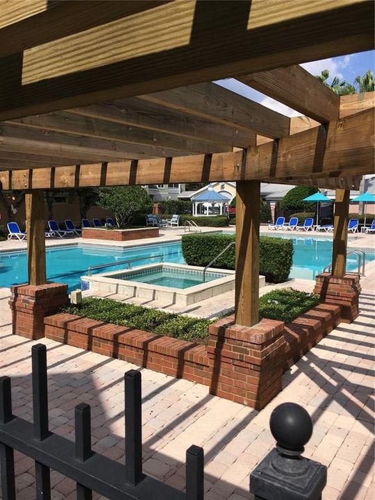 En Venta: $235,000 (2 camas, 2 baños, 1430 Pies cuadrados)