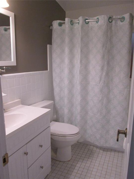 Active With Contract: $2,049 (3 beds, 1 baths, 1381 Square Feet)