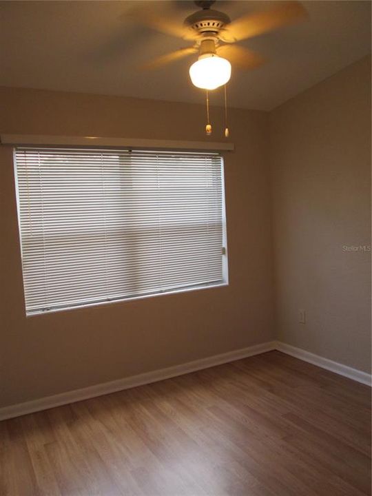 Active With Contract: $2,049 (3 beds, 1 baths, 1381 Square Feet)