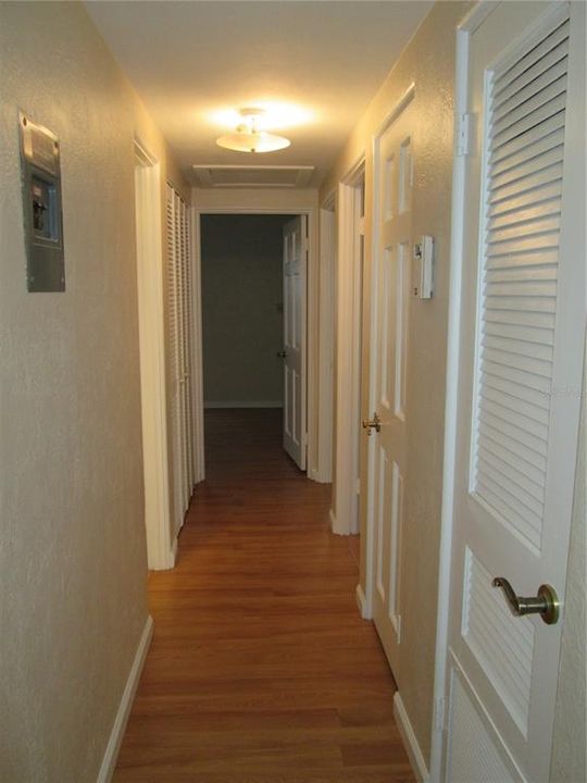 Active With Contract: $2,049 (3 beds, 1 baths, 1381 Square Feet)