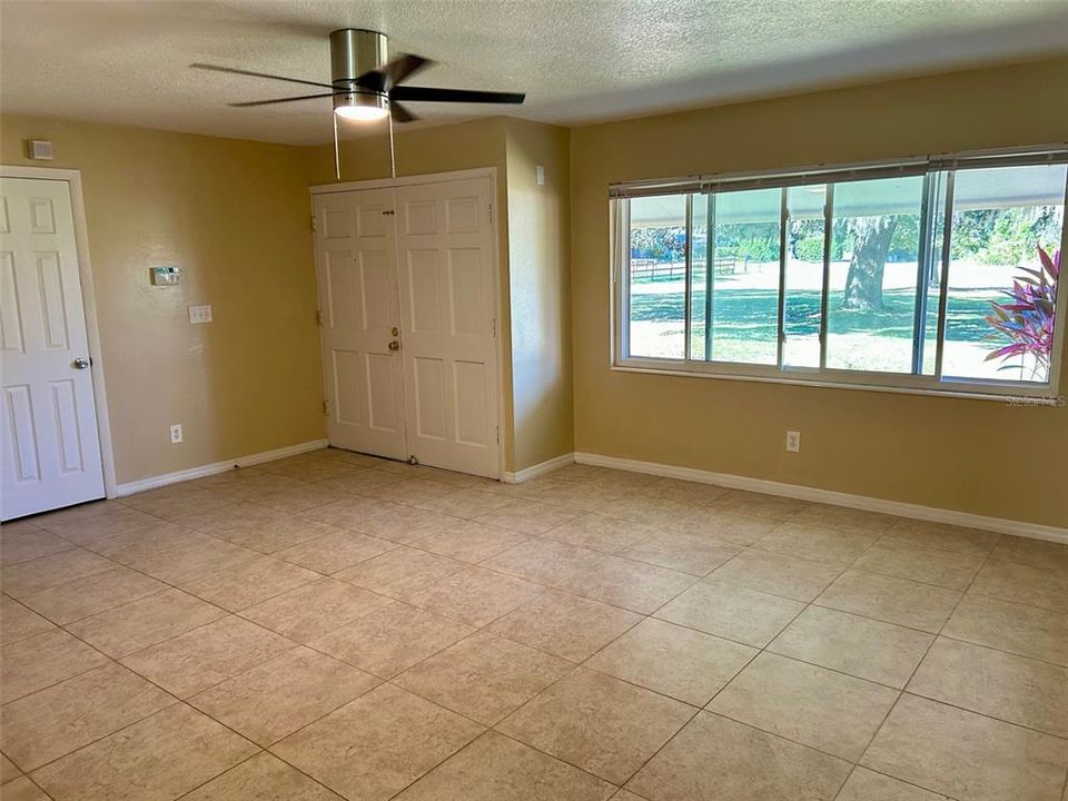 For Rent: $3,100 (4 beds, 3 baths, 2444 Square Feet)