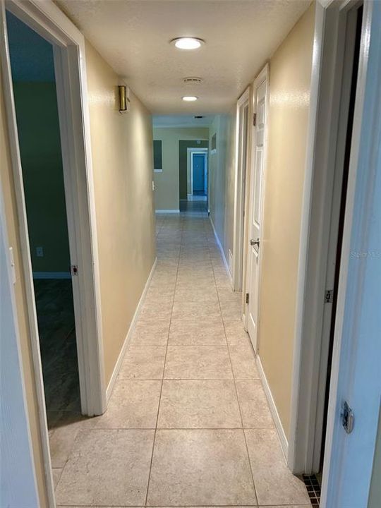 For Rent: $3,100 (4 beds, 3 baths, 2444 Square Feet)