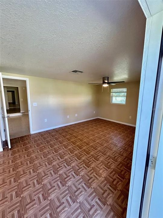 For Rent: $3,100 (4 beds, 3 baths, 2444 Square Feet)