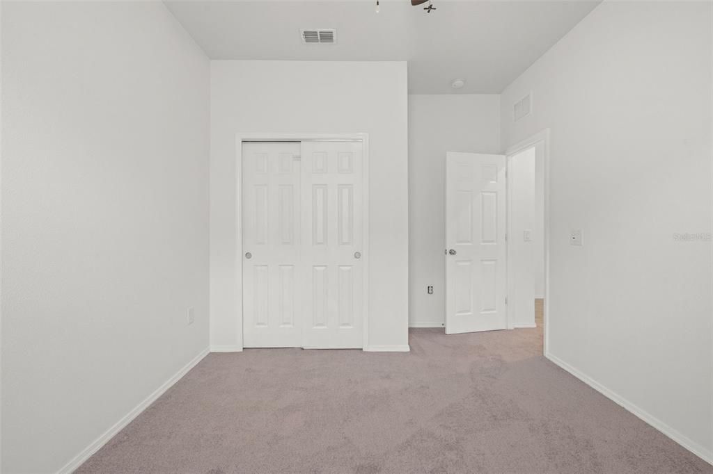 На продажу: $298,500 (3 спален, 2 ванн, 1443 Квадратных фут)