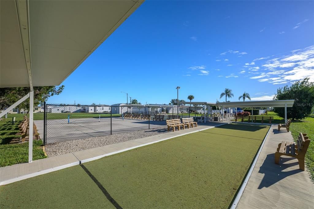 For Sale: $115,000 (1 beds, 1 baths, 624 Square Feet)