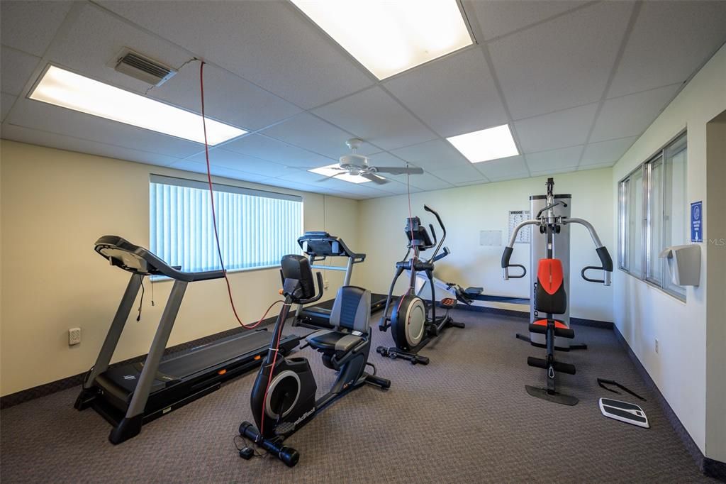 For Sale: $115,000 (1 beds, 1 baths, 624 Square Feet)