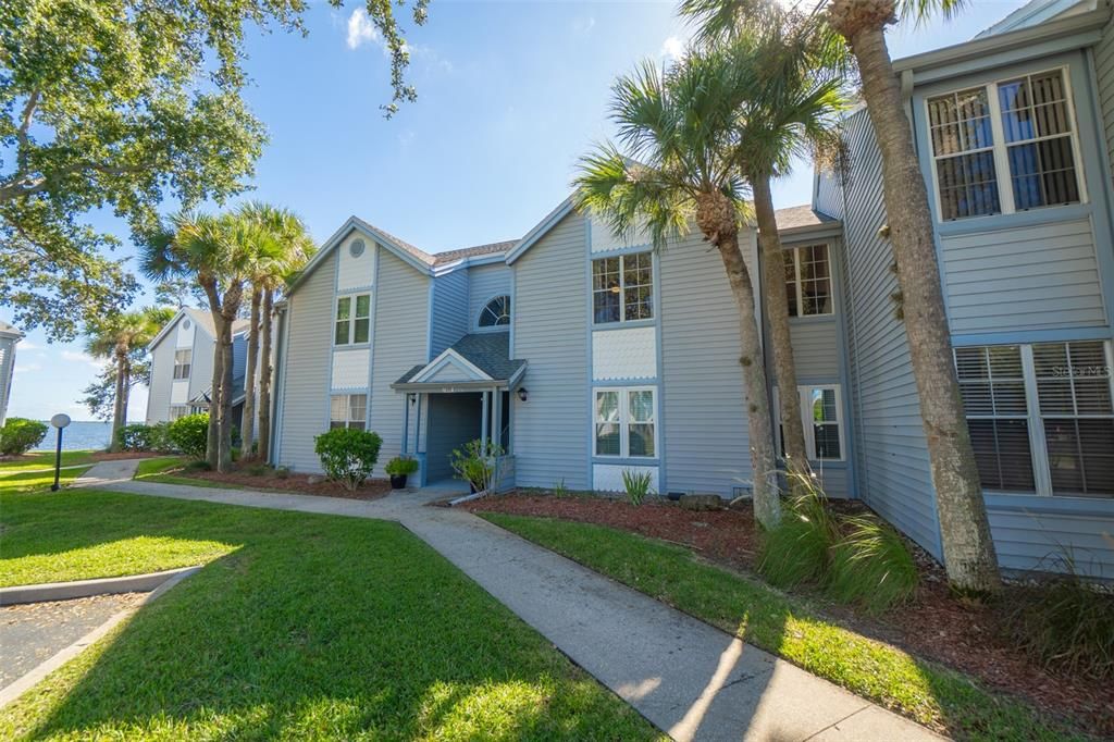 Recently Sold: $250,000 (2 beds, 2 baths, 1002 Square Feet)