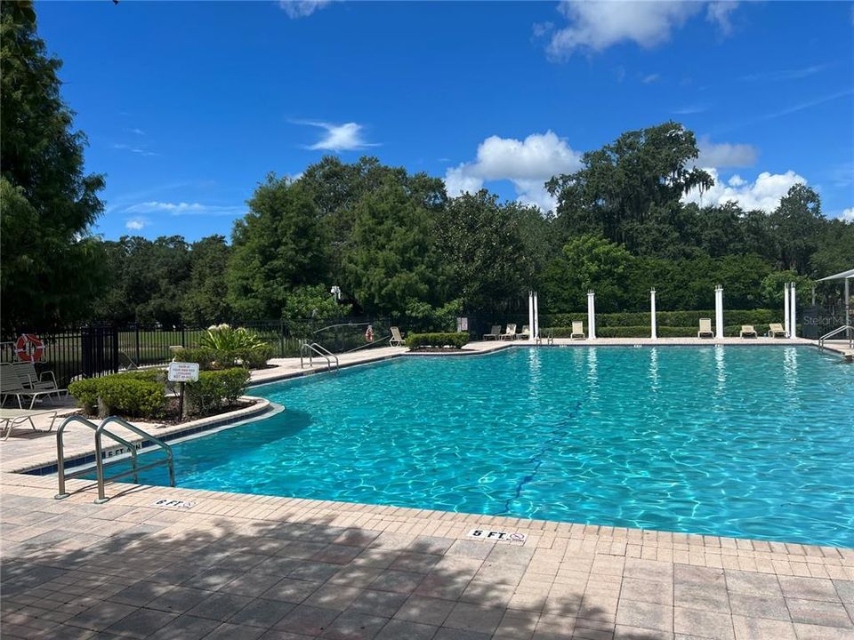 En Renta: $2,150 (3 camas, 2 baños, 1926 Pies cuadrados)