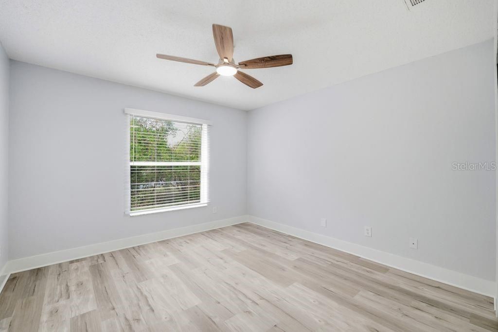 For Sale: $305,000 (3 beds, 2 baths, 1531 Square Feet)