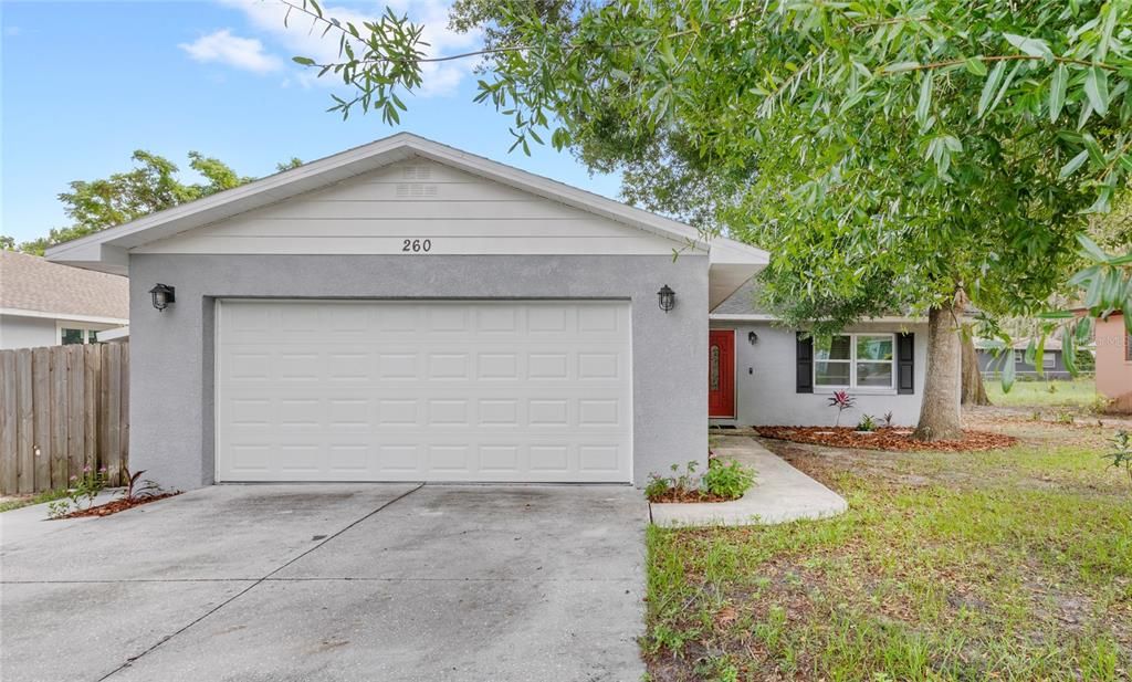 Recently Sold: $349,000 (3 beds, 2 baths, 1419 Square Feet)