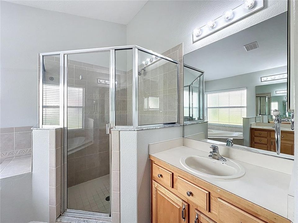 Active With Contract: $364,500 (4 beds, 2 baths, 2095 Square Feet)