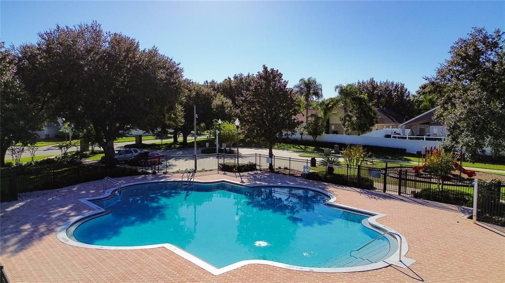 Active With Contract: $364,500 (4 beds, 2 baths, 2095 Square Feet)