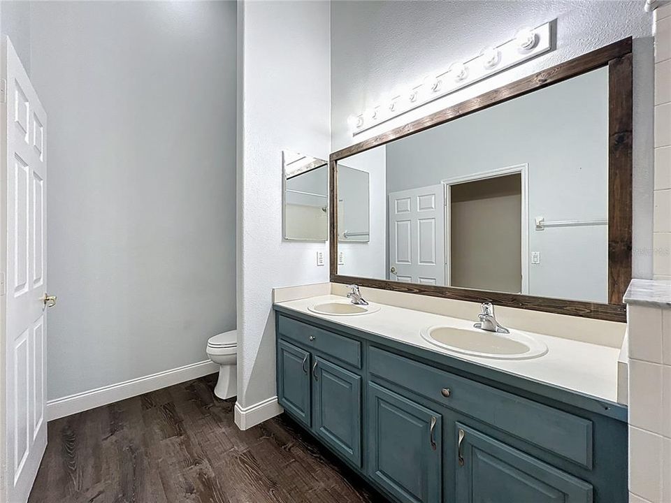 Active With Contract: $364,500 (4 beds, 2 baths, 2095 Square Feet)