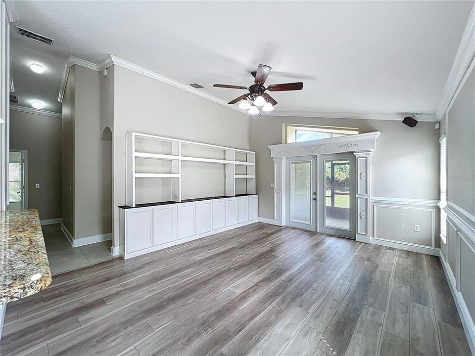 Active With Contract: $364,500 (4 beds, 2 baths, 2095 Square Feet)