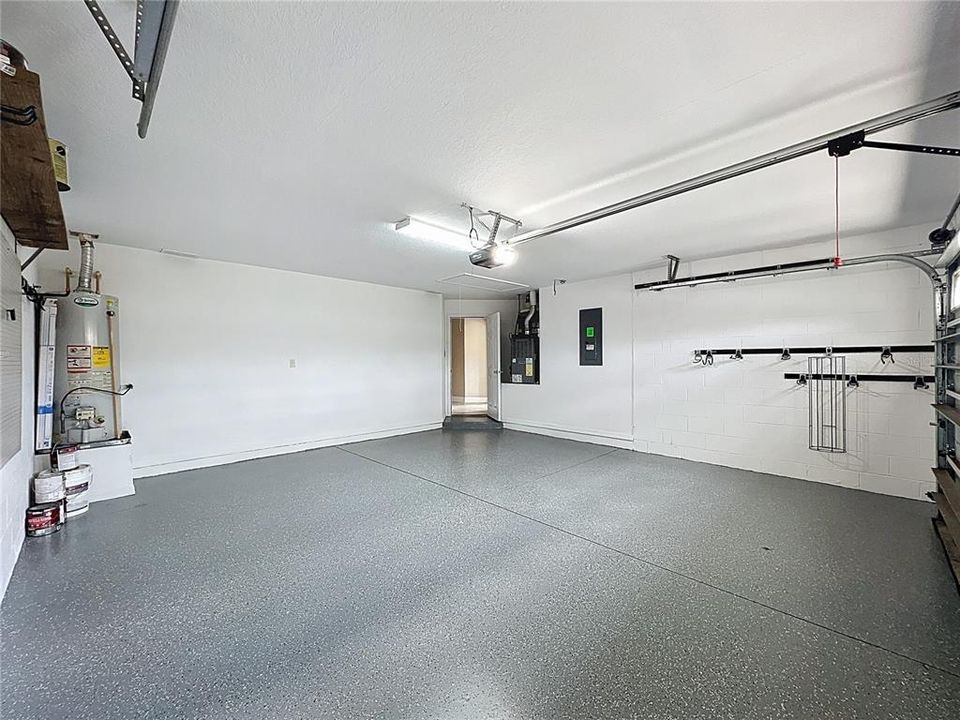 Active With Contract: $364,500 (4 beds, 2 baths, 2095 Square Feet)