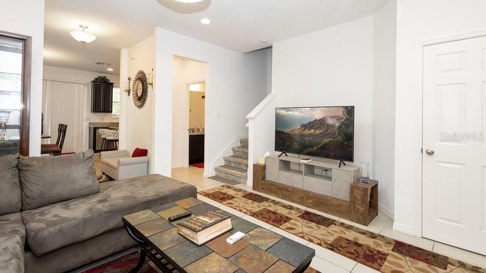 待售: $323,000 (3 贝兹, 2 浴室, 1703 平方英尺)