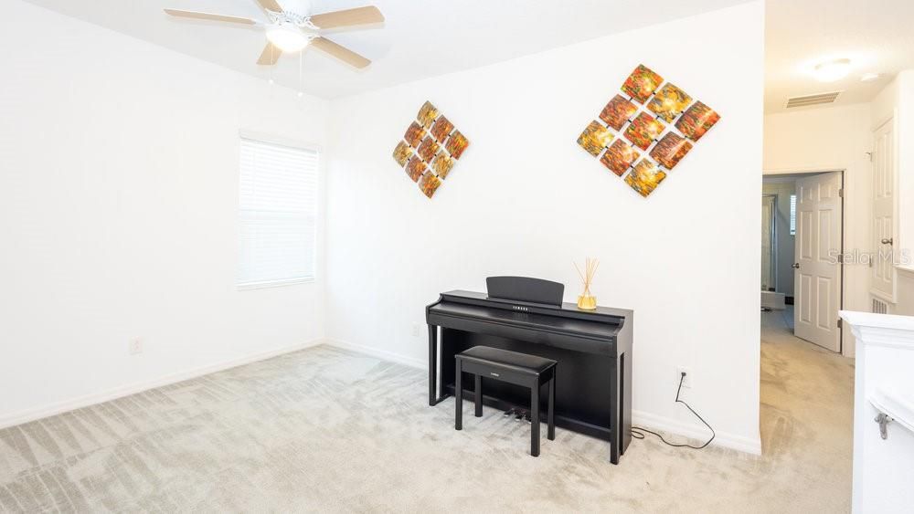 待售: $323,000 (3 贝兹, 2 浴室, 1703 平方英尺)