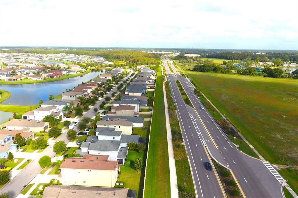 На продажу: $500,000 (3 спален, 2 ванн, 2402 Квадратных фут)